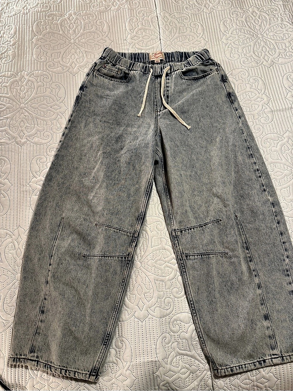Marine Layer Women’s Ella Barrel Leg Pant Size Small Light Wash - Picture 3 of 13